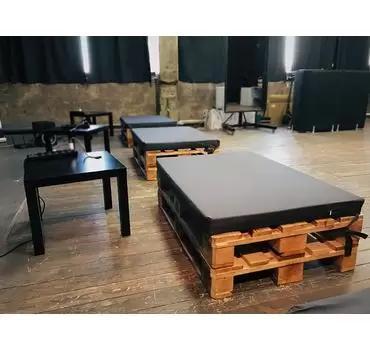 пуф из паллет аренда