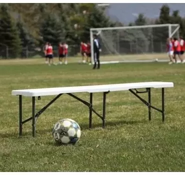 белые скамейки в аренду для спортивного мероприятия